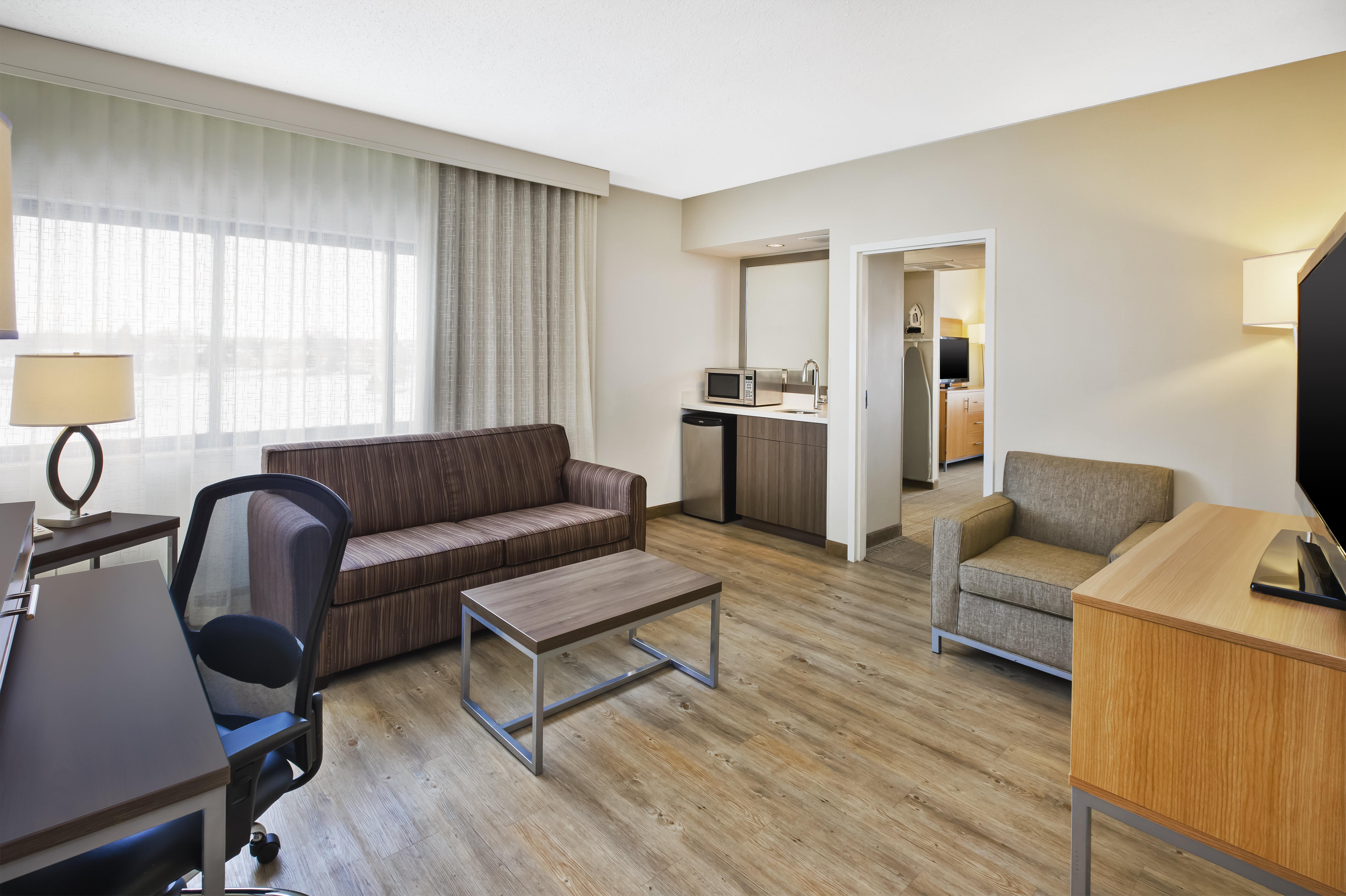 Doubletree By Hilton Rapid City Downtown Convention Center Eksteriør billede