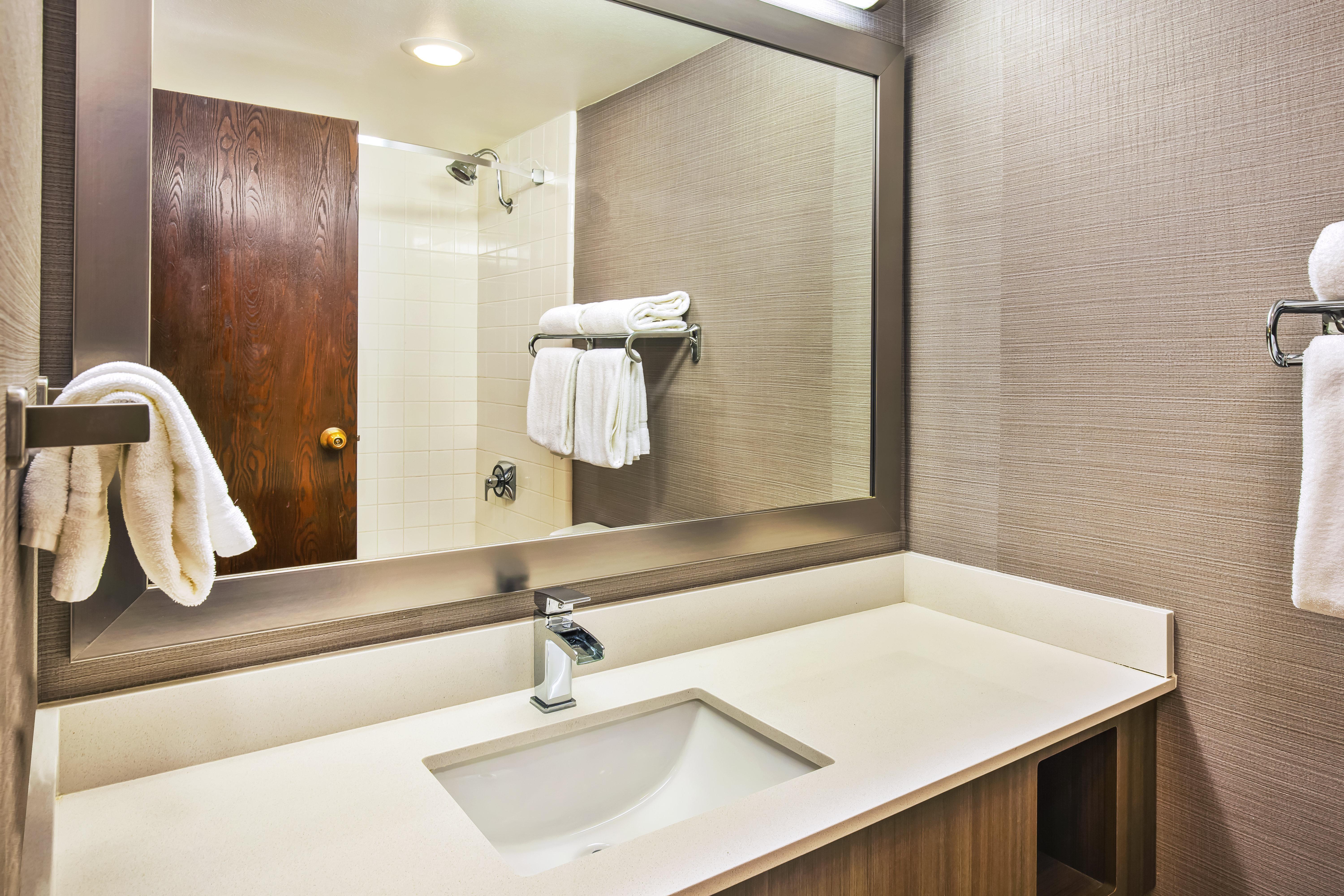 Doubletree By Hilton Rapid City Downtown Convention Center Eksteriør billede