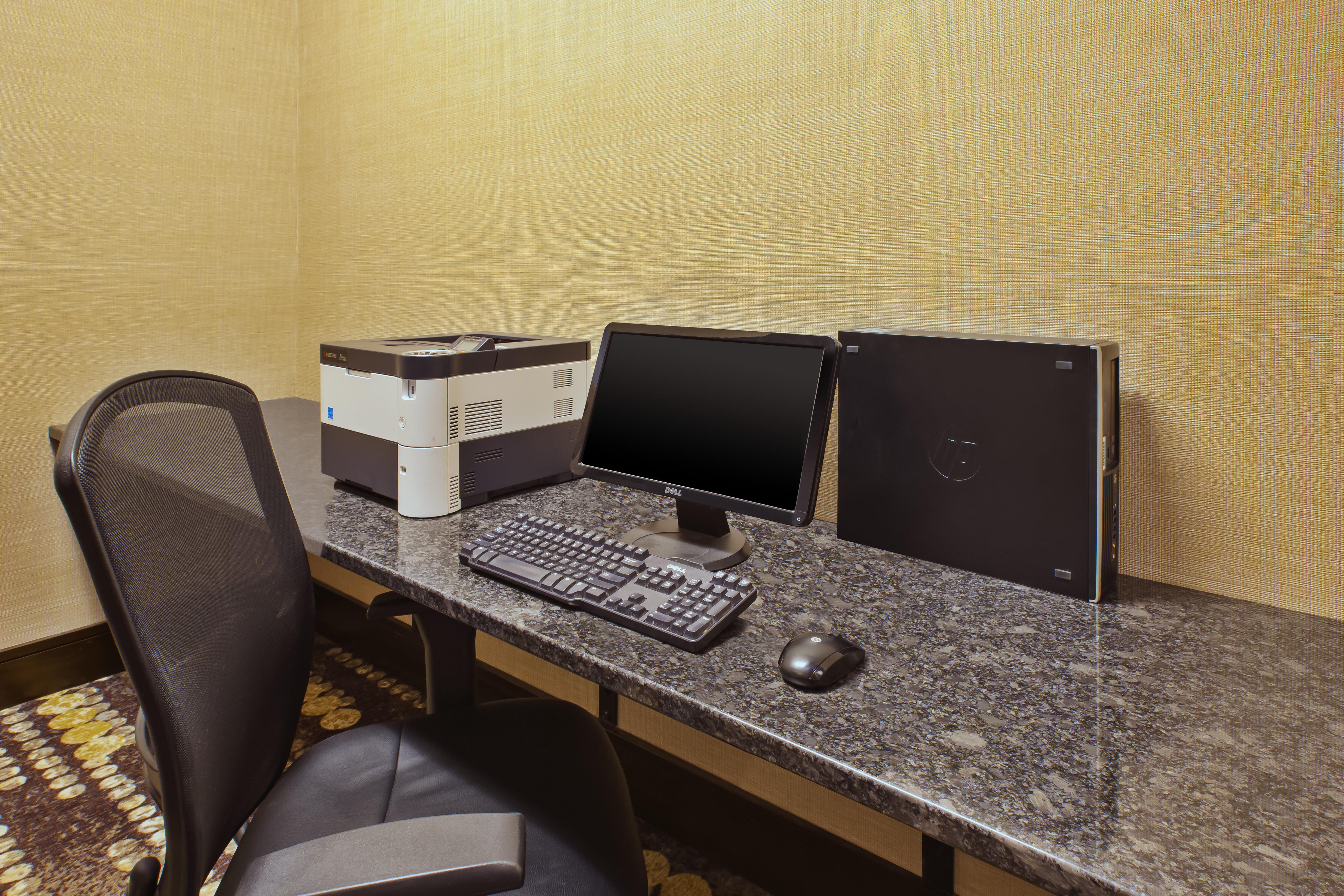 Doubletree By Hilton Rapid City Downtown Convention Center Eksteriør billede